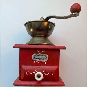 Vintage metal/wood coffee grinder.